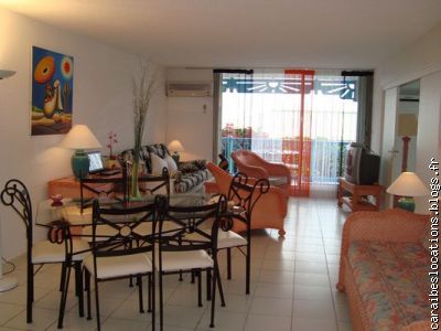 salle a manger de la suite